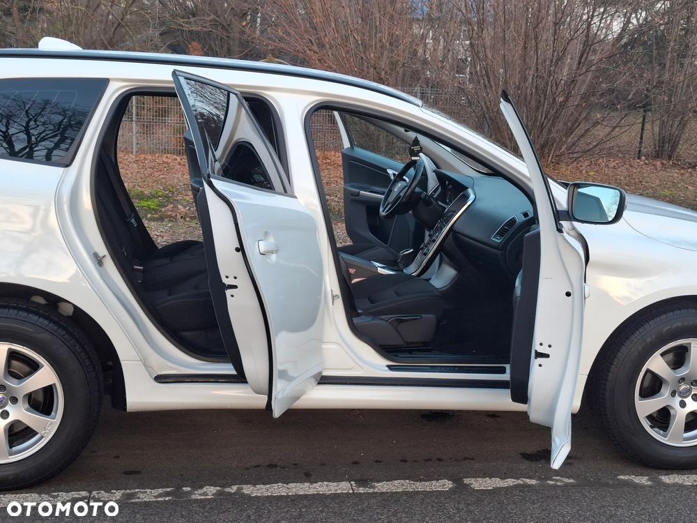 Volvo XC 60 D3 Geartronic Summum - 15