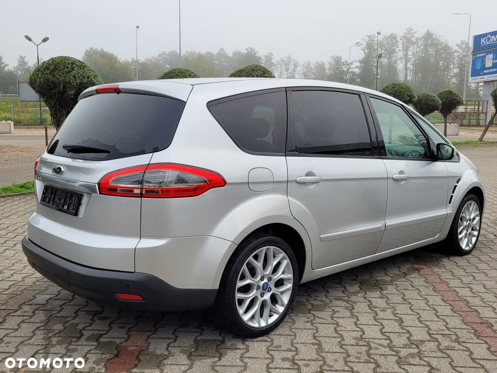 Ford S-Max - 20