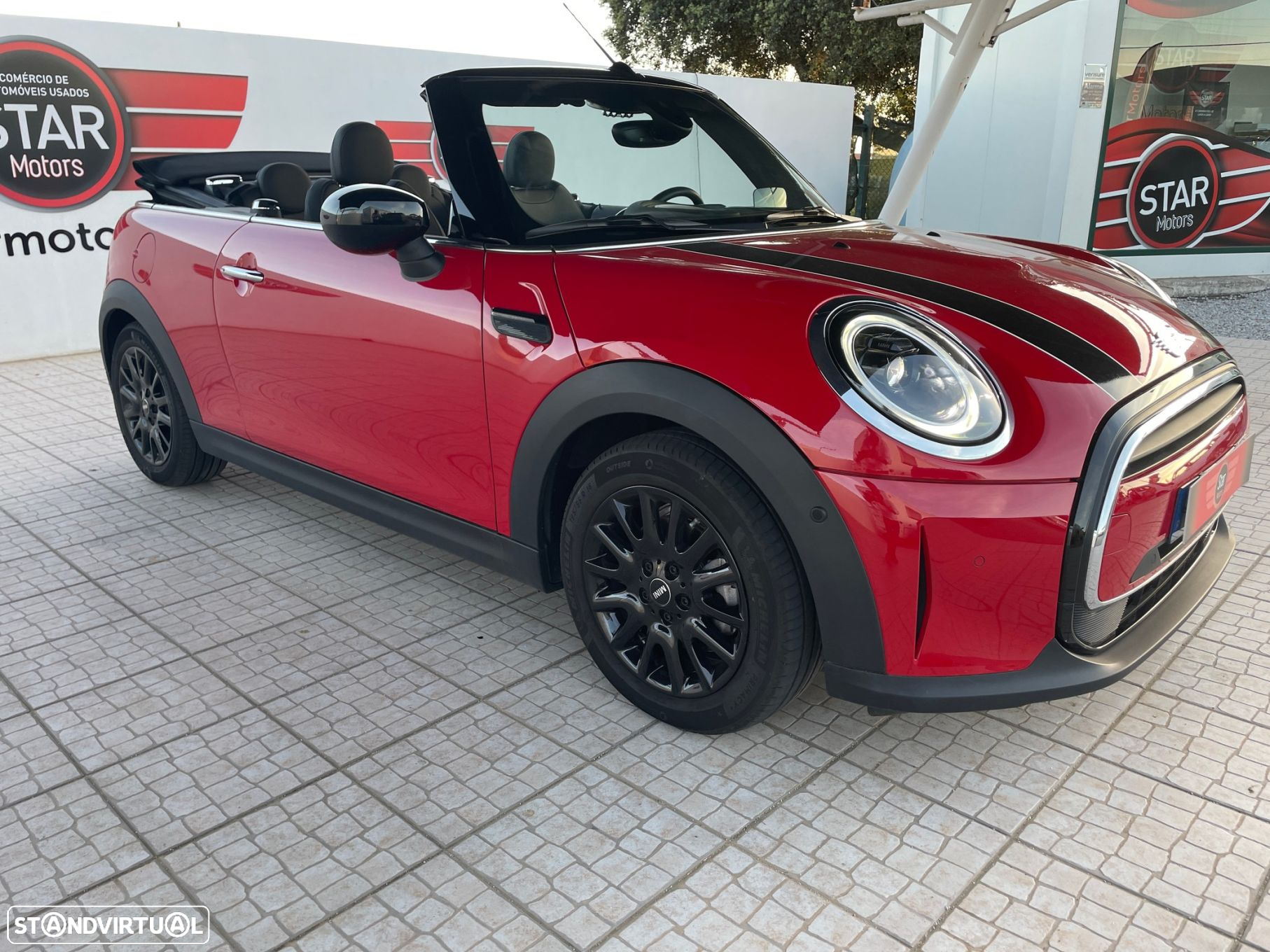 MINI Cabrio Cooper Auto - 15