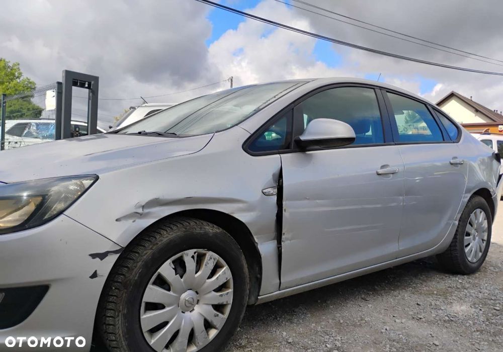 Opel Astra 1.6 CDTI DPF ecoFLEX TourerStart/Stop ENERGY - 24