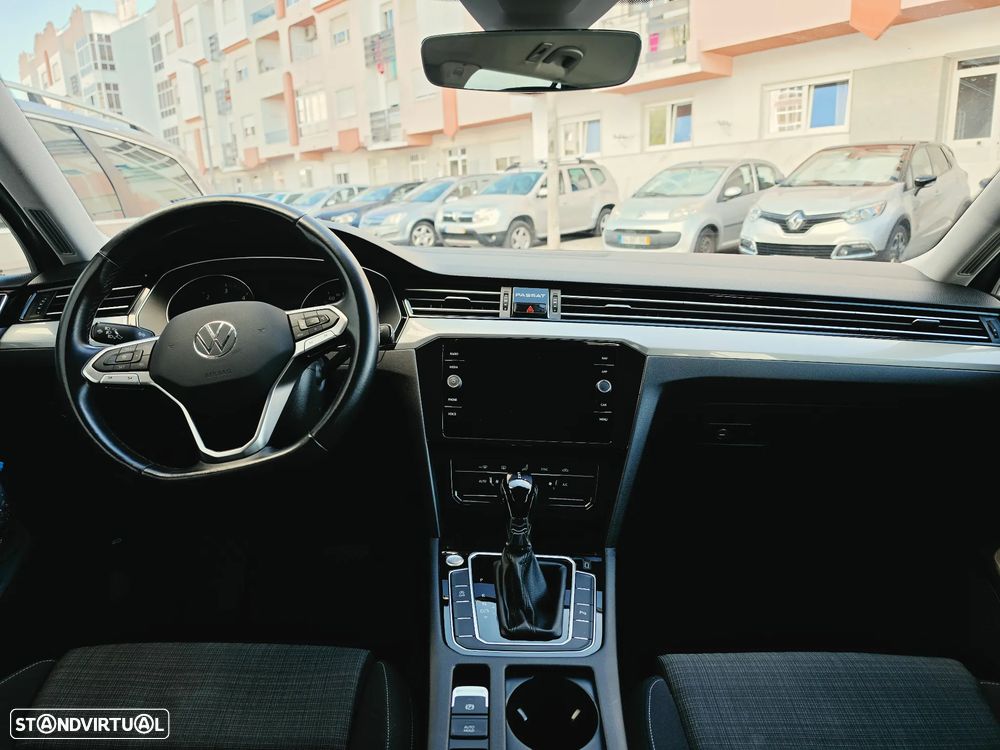 VW Passat Variant 2.0 TDI Elegance DSG - 7