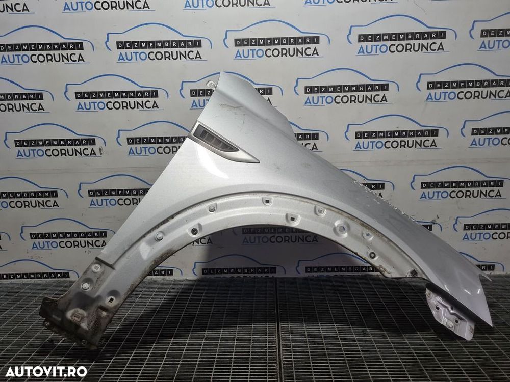 Aripa Dreapta Fata Chevrolet Captiva Facelift 2011 - 2014 4 Usi ARGINTIU (973) - 1