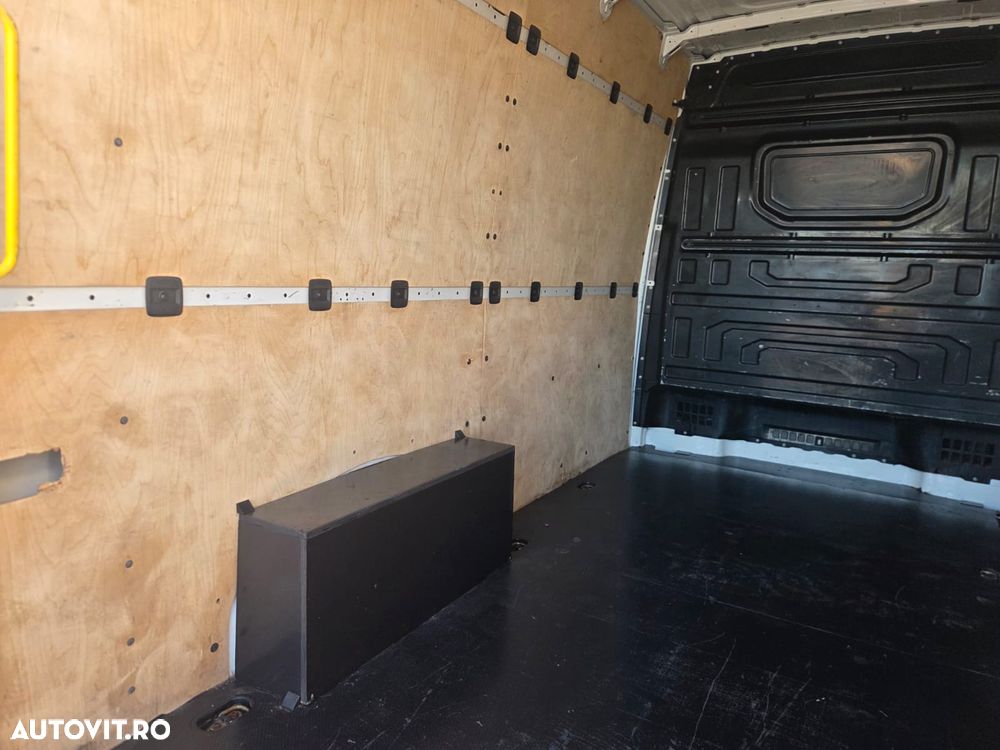 Volkswagen New Crafter L3H2 - 12