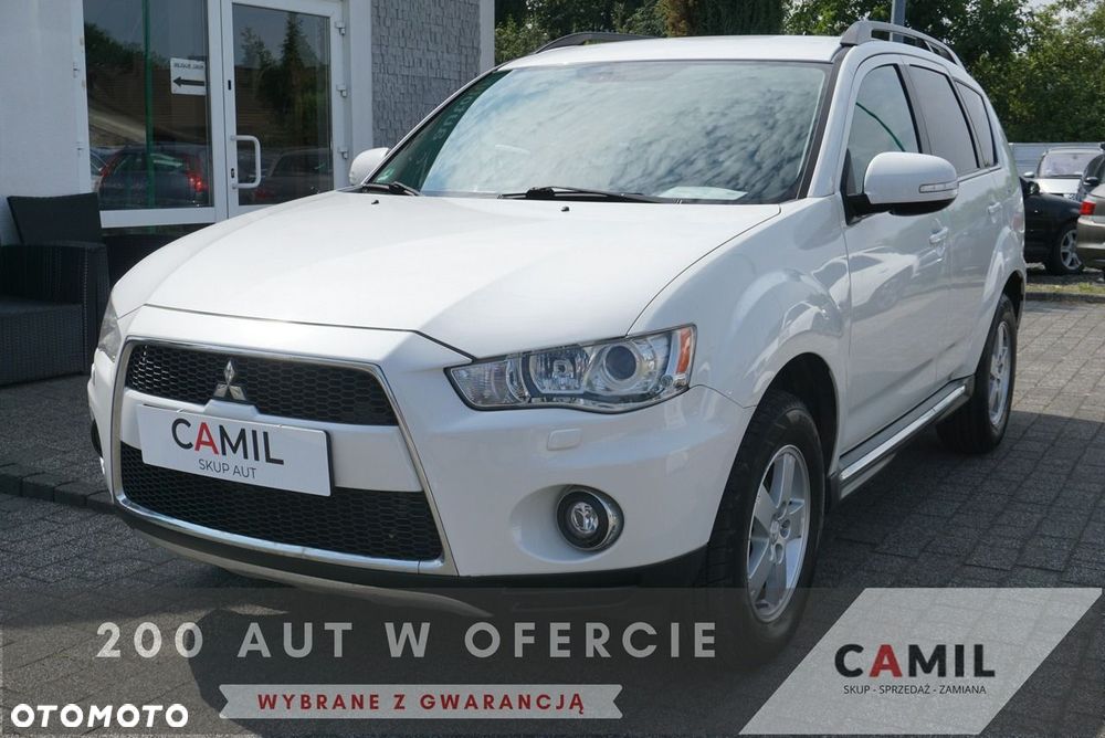 Mitsubishi Outlander - 1