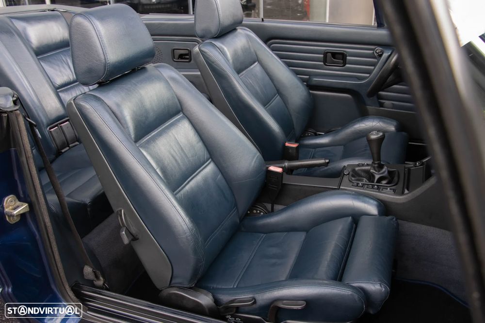 BMW 320 i Cabriolet - 43