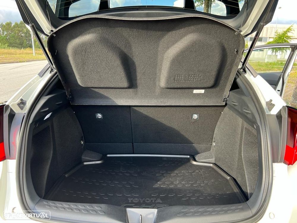 Toyota C-HR 1.8 Hybrid Exclusive - 4