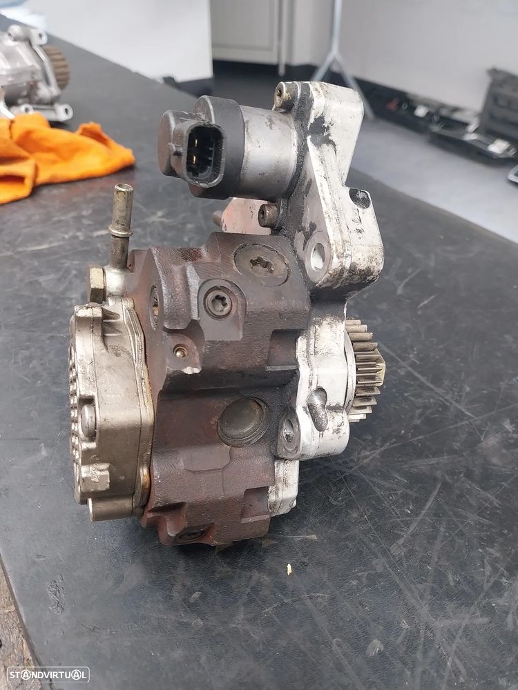 Bomba injectora Renault 2.0 dci Ref: 0445010099 - 4