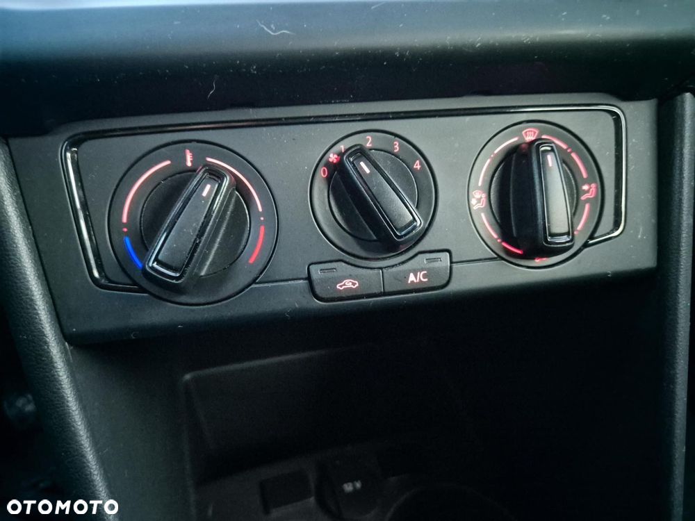 Volkswagen Polo 1.0 Trendline Perfectline - 21