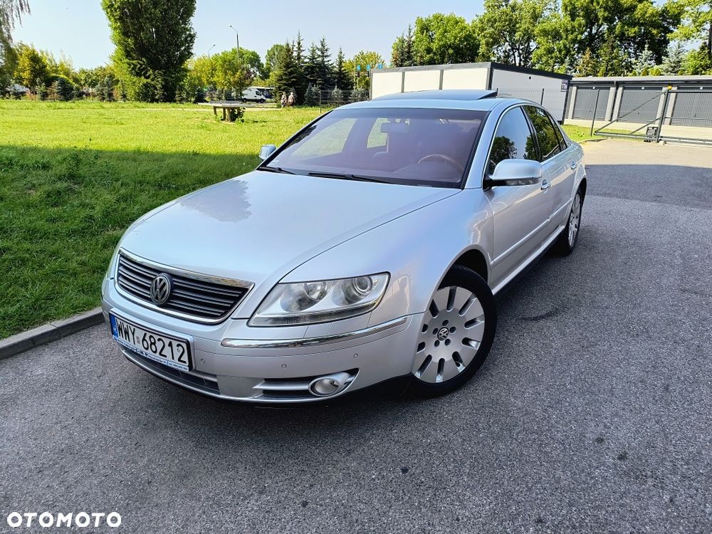 Volkswagen Phaeton - 1