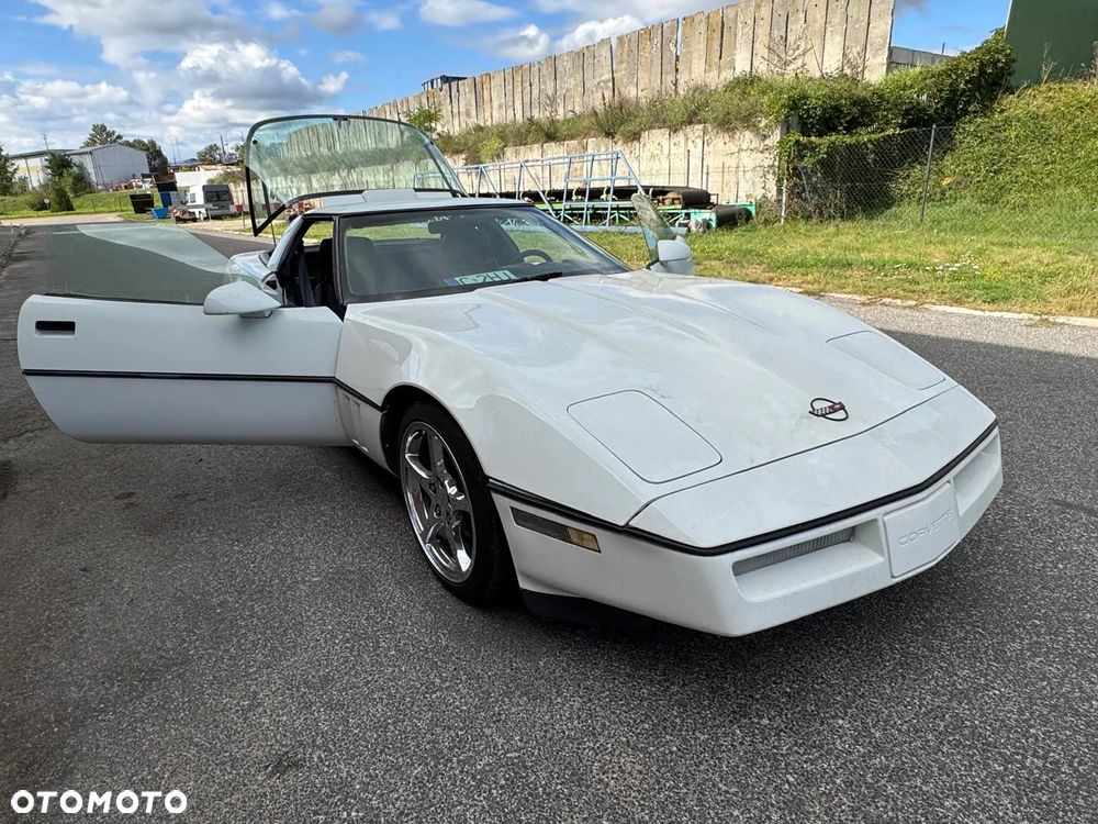 Chevrolet Corvette - 6