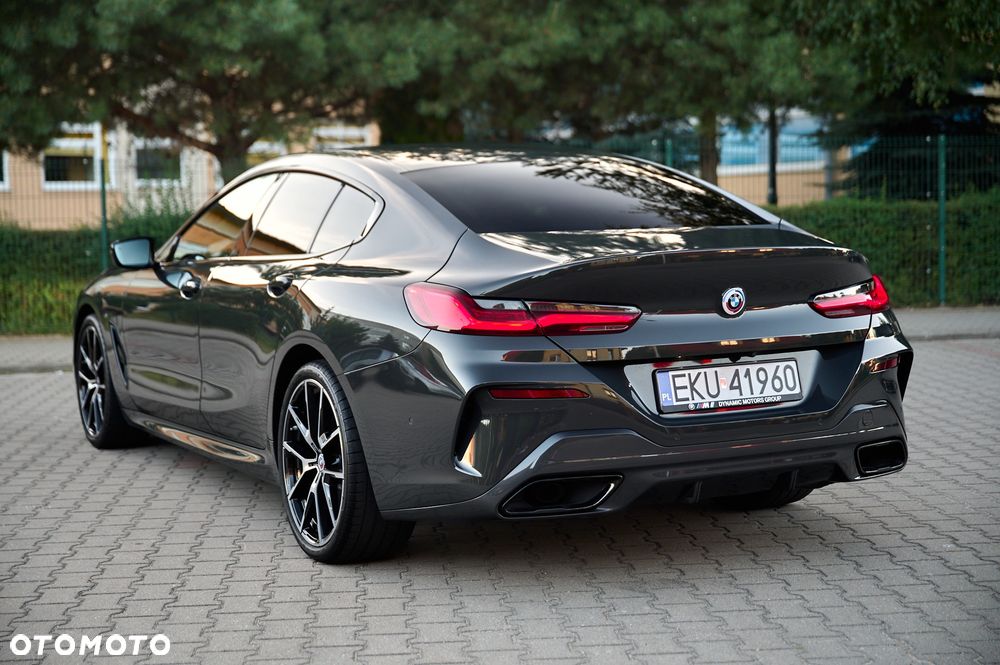 BMW Seria 8 - 11