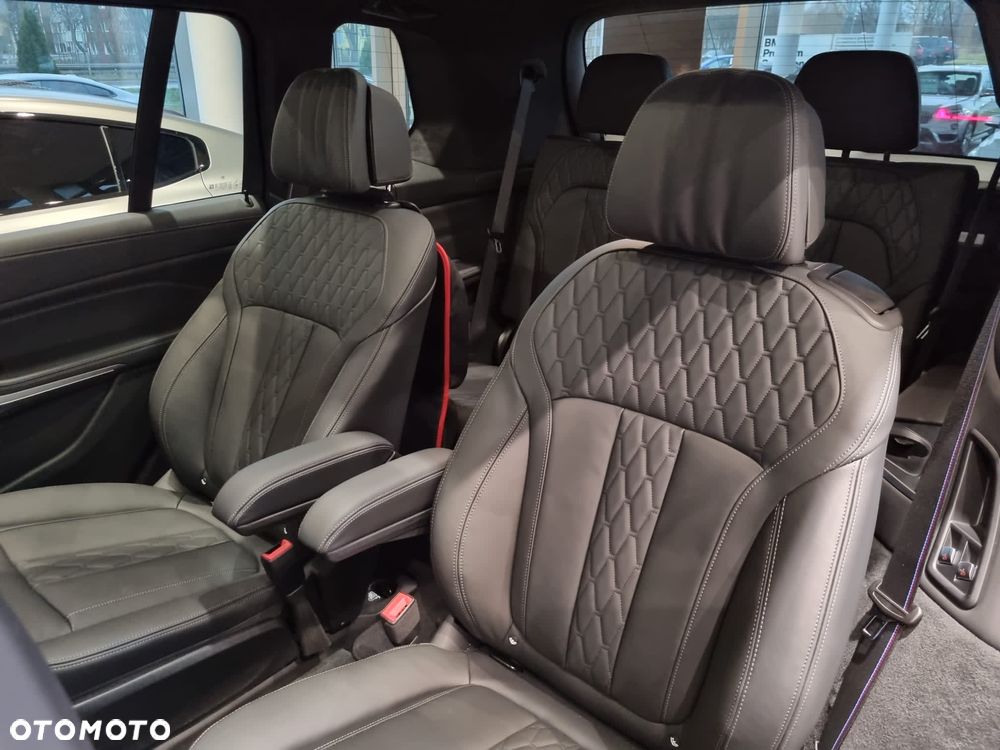 BMW X7 M50i sport - 6