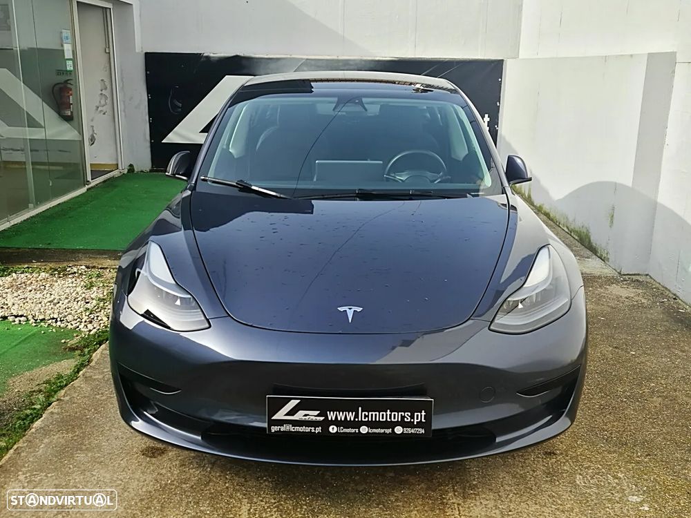 Tesla Model 3 Standard RWD - 2