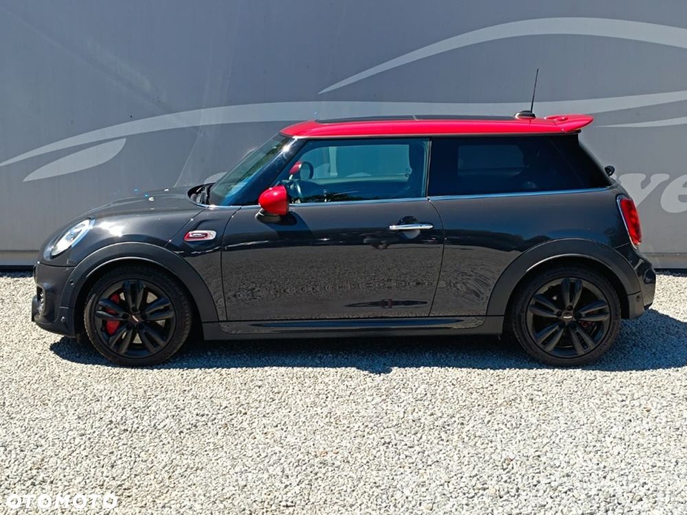 MINI John Cooper Works - 17