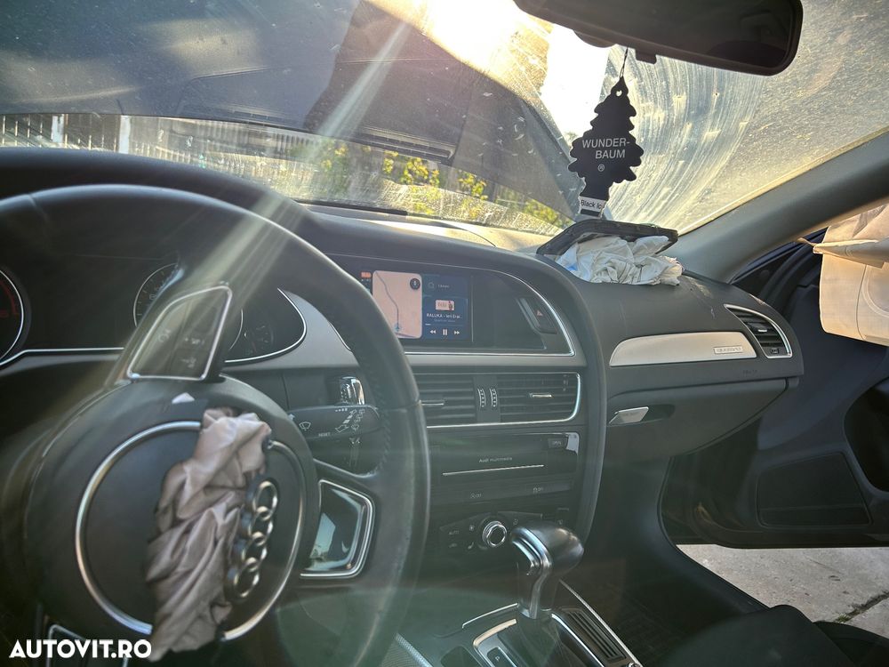 Dezmembrez Audi A4 B8.5 (Facelift) 2.0 TDI - 4