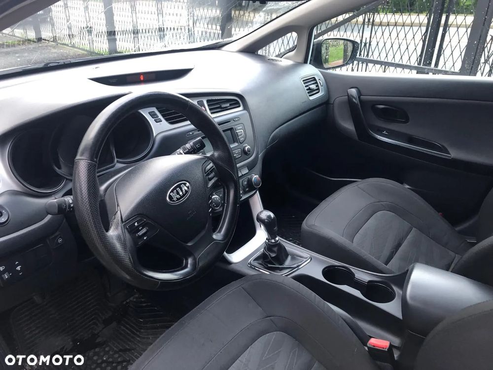 Kia Ceed - 5