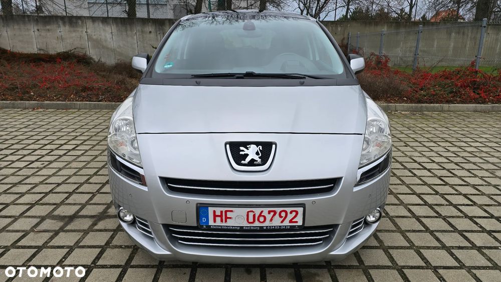Peugeot 5008 - 3