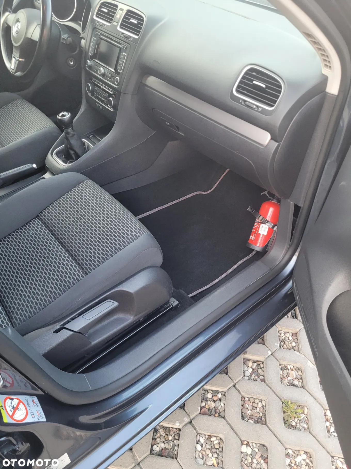 Volkswagen Golf VI 1.6 TDI BlueMot Comfortline - 7