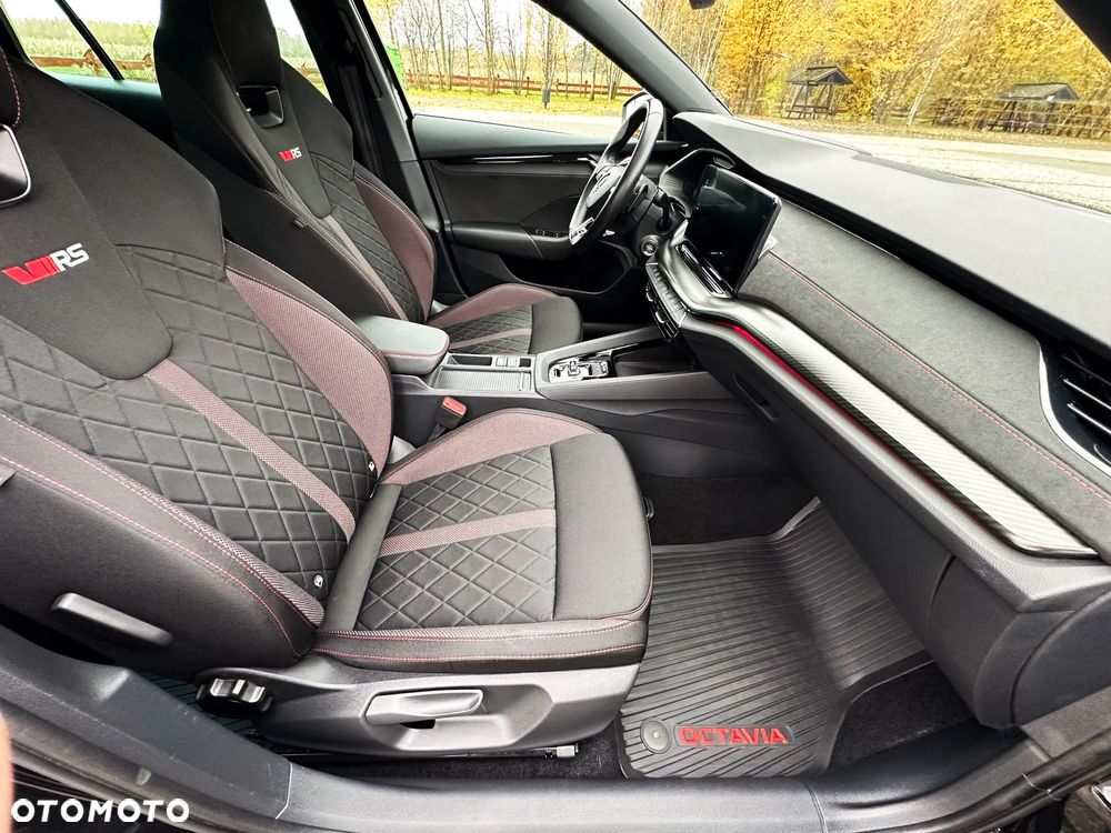Skoda Octavia 2.0 TDI DSG 4x4 RS - 31
