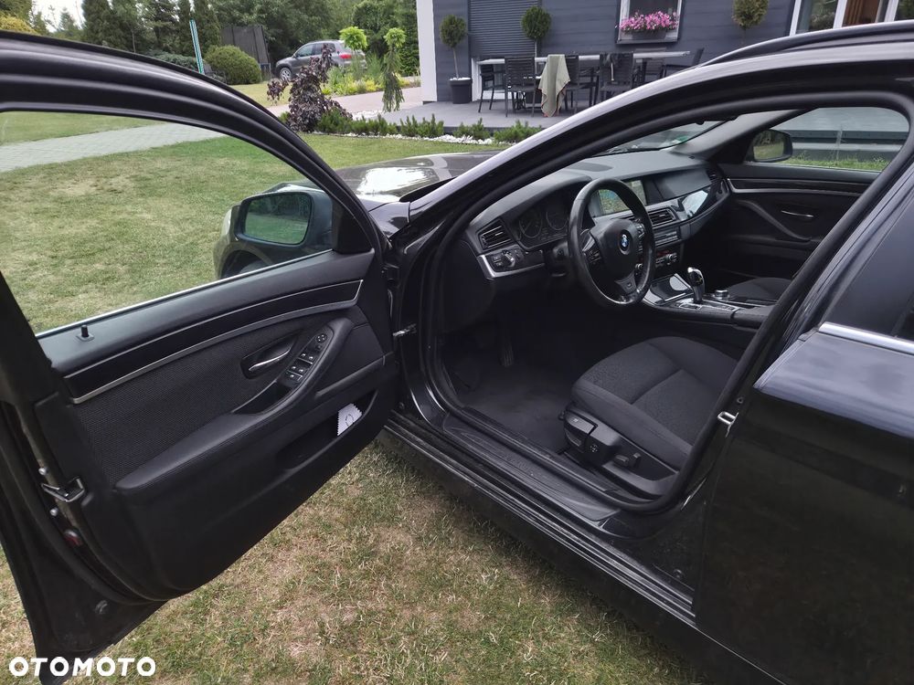 BMW Seria 5 520d - 10