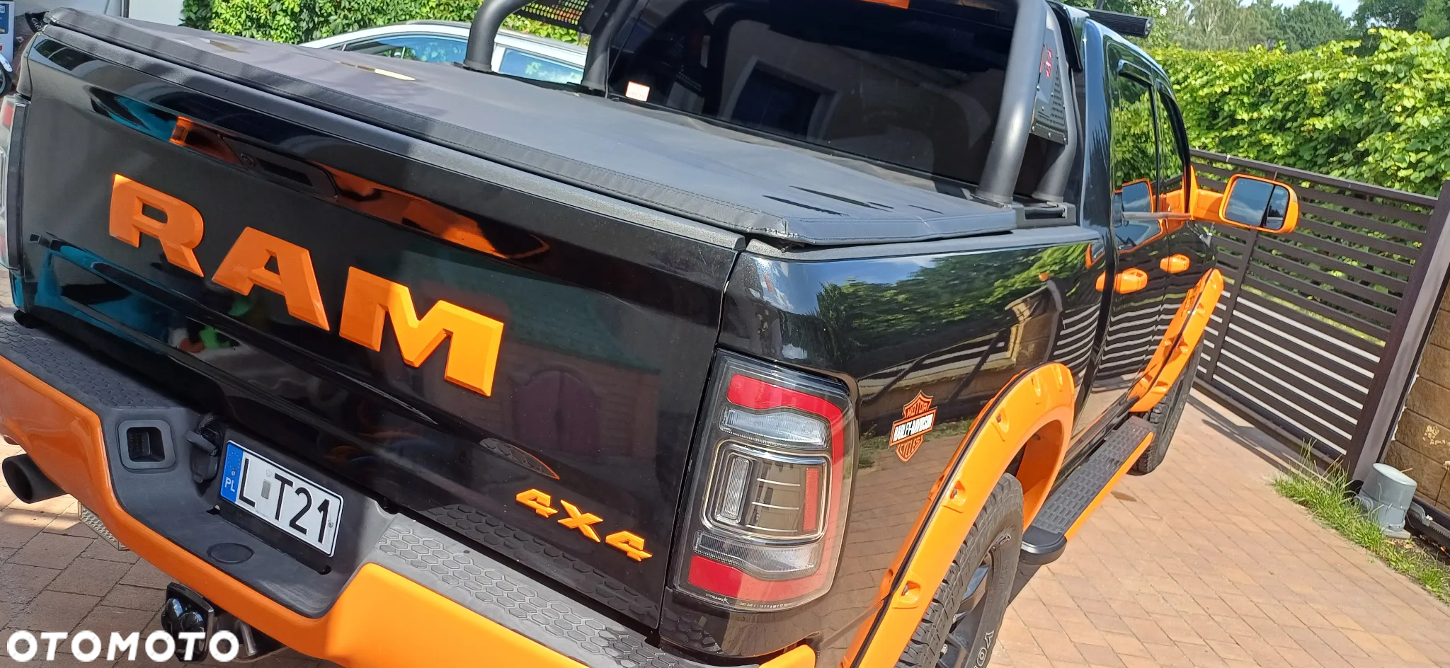 Dodge RAM 1500 5.7 4x4 - 8