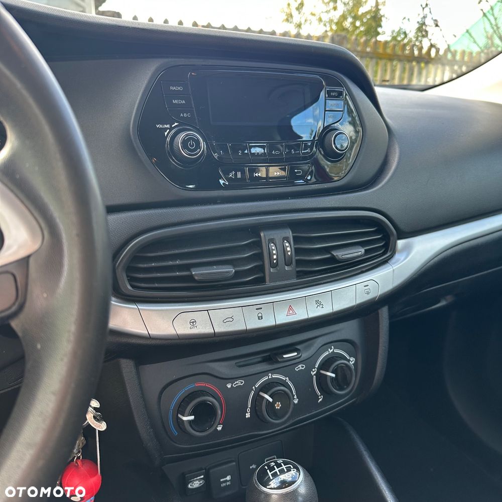 Fiat Tipo 1.4 16V - 11