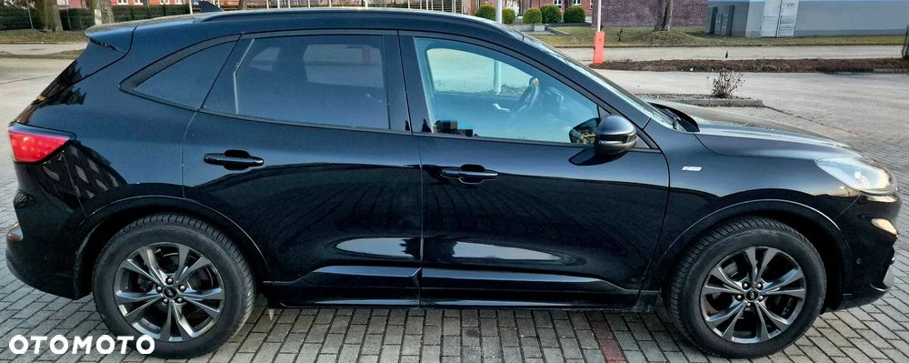 Ford Kuga 1.5 EcoBoost FWD ST-Line - 4