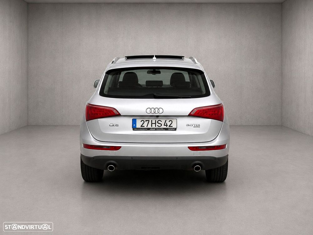 Audi Q5 3.0 TDI Exclusive S-tronic - 6