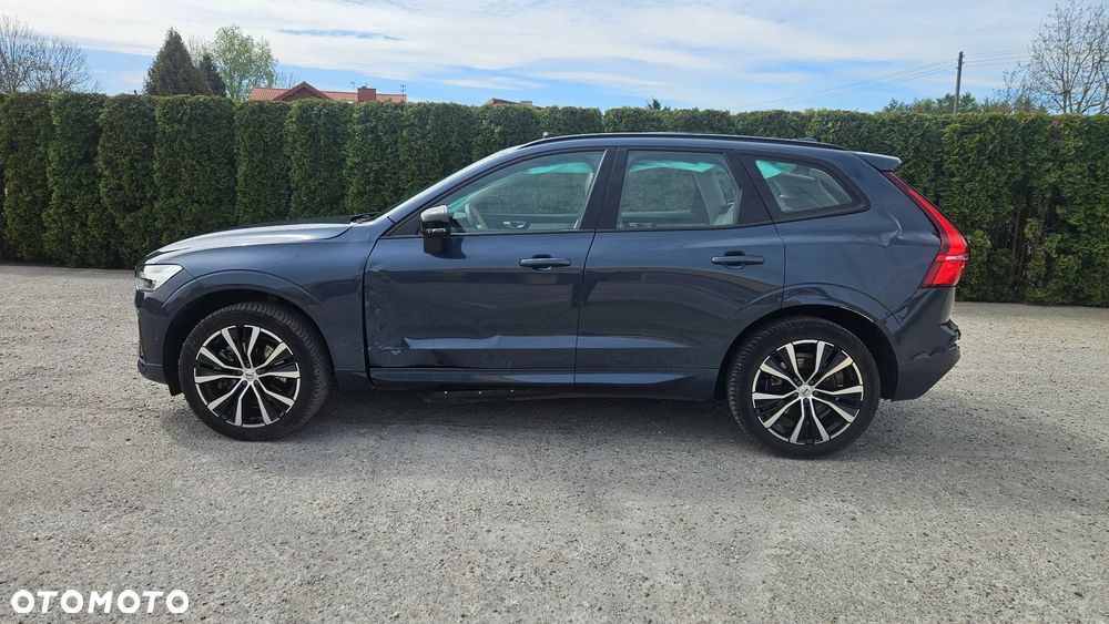Volvo XC 60 B5 B AWD Ultra Dark - 4
