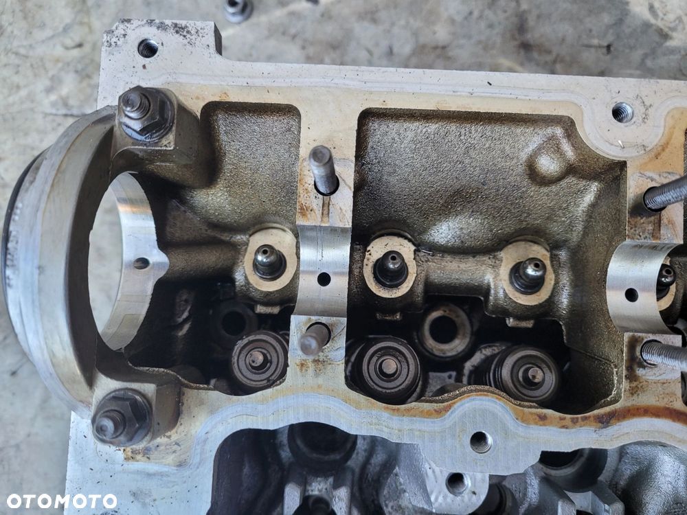 GŁOWICA SILNIKA N43B20 2.0B BMW E60 E61 E90 E91 E81 E82 E87 E88 7559168 - 11