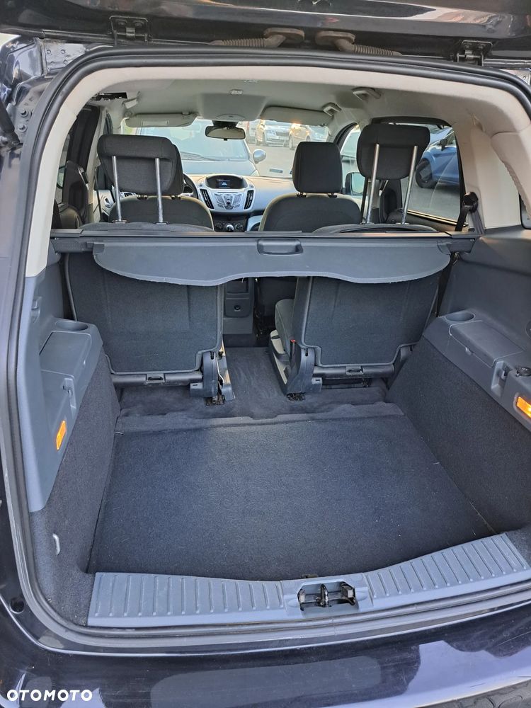 Ford Grand C-MAX - 15