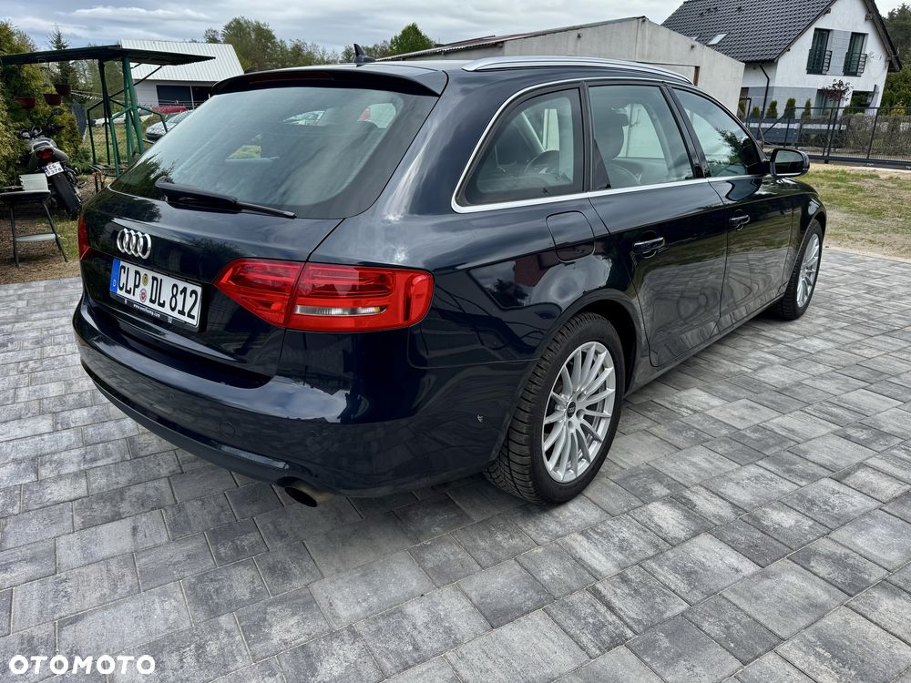 Audi A4 Avant - 4