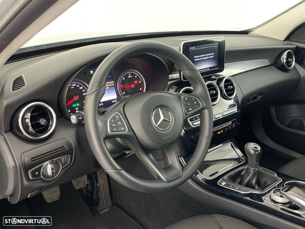 Mercedes-Benz C 200 d Avantgarde - 15