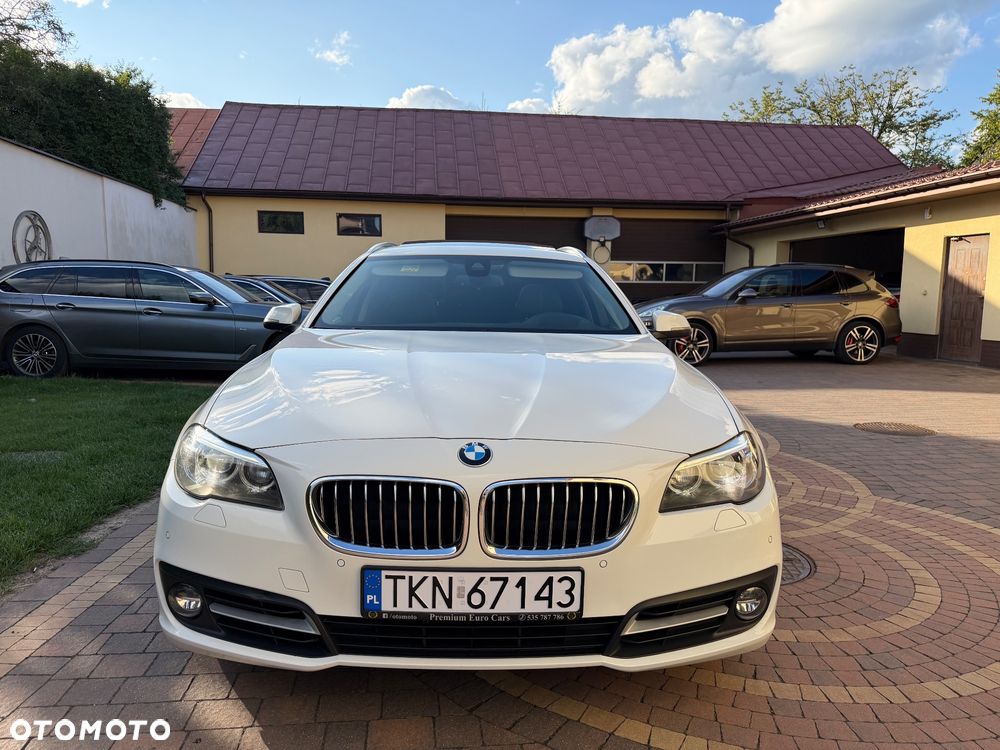BMW Seria 5 525d Luxury Line - 6