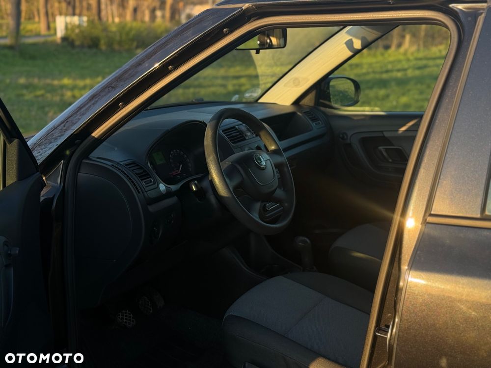 Skoda Fabia - 8