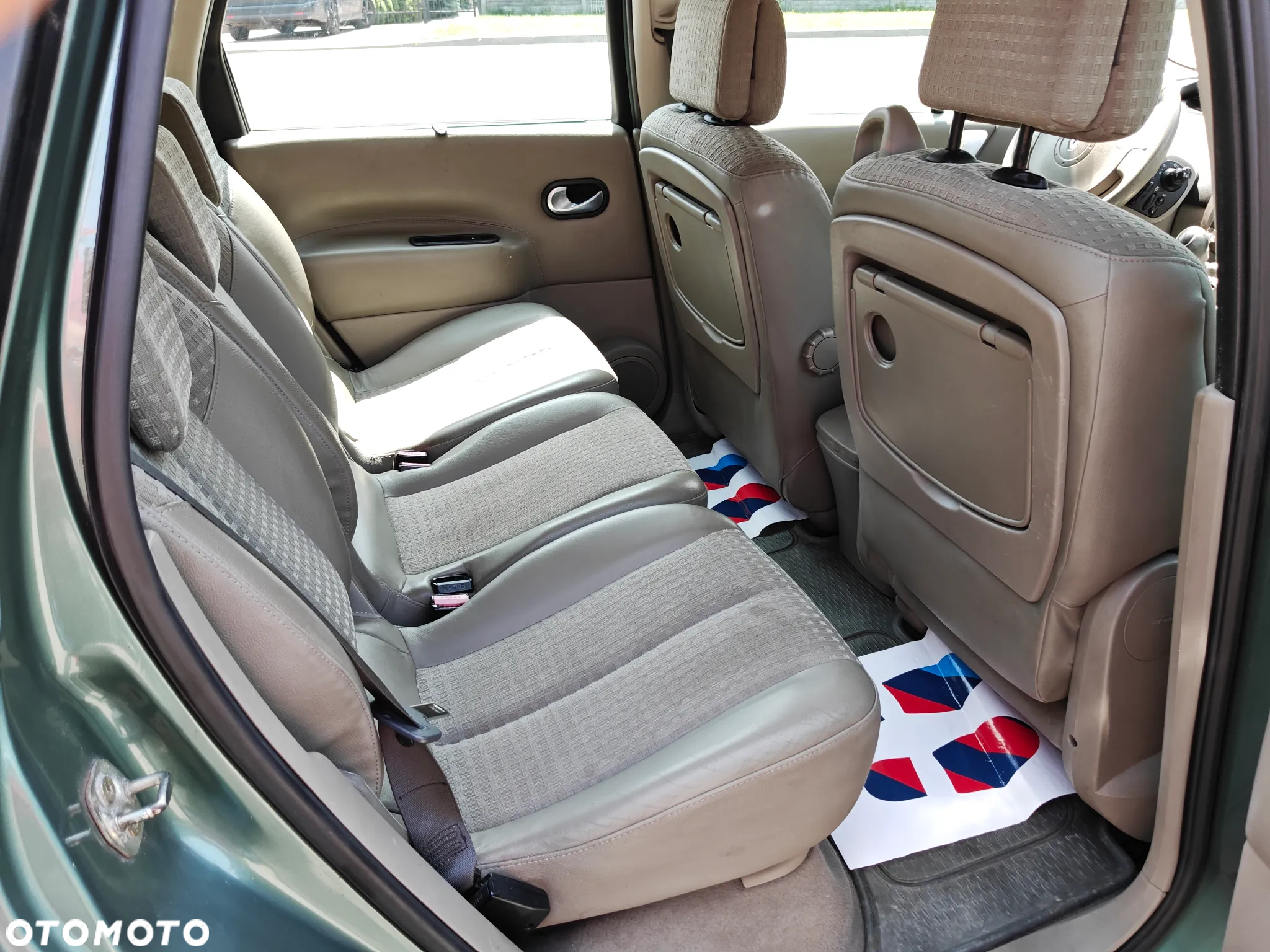 Renault Scenic 2.0 Confort Authentique - 8