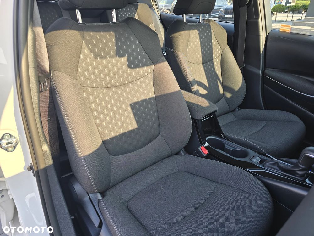 Toyota Corolla 1.8 Hybrid Comfort - 20