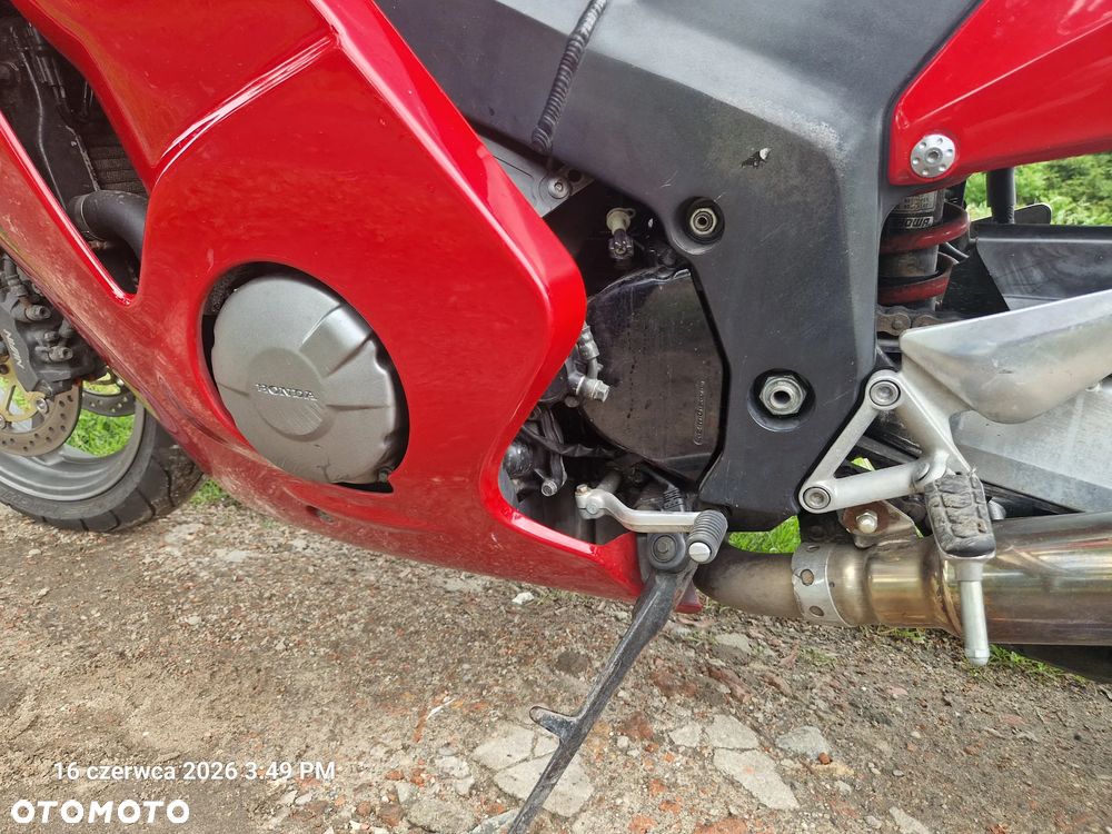 Honda CBR - 16