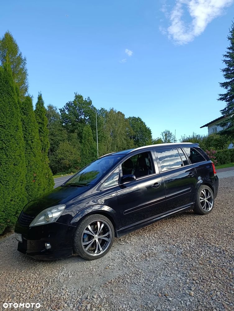 Opel Zafira 2.0 T OPC - 10