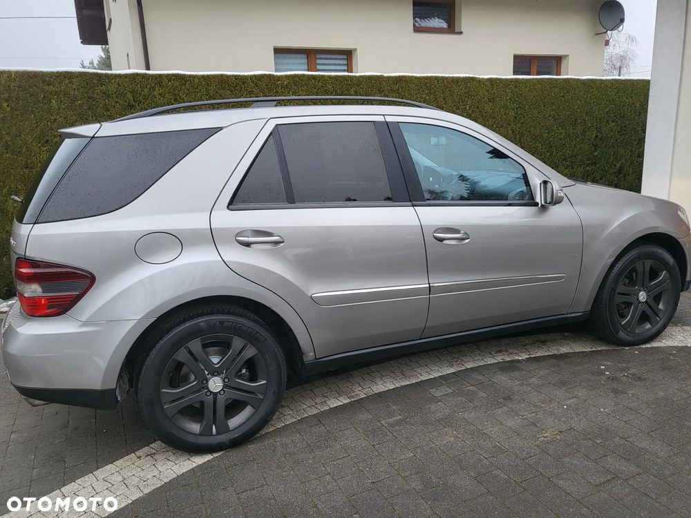 Mercedes-Benz ML - 13