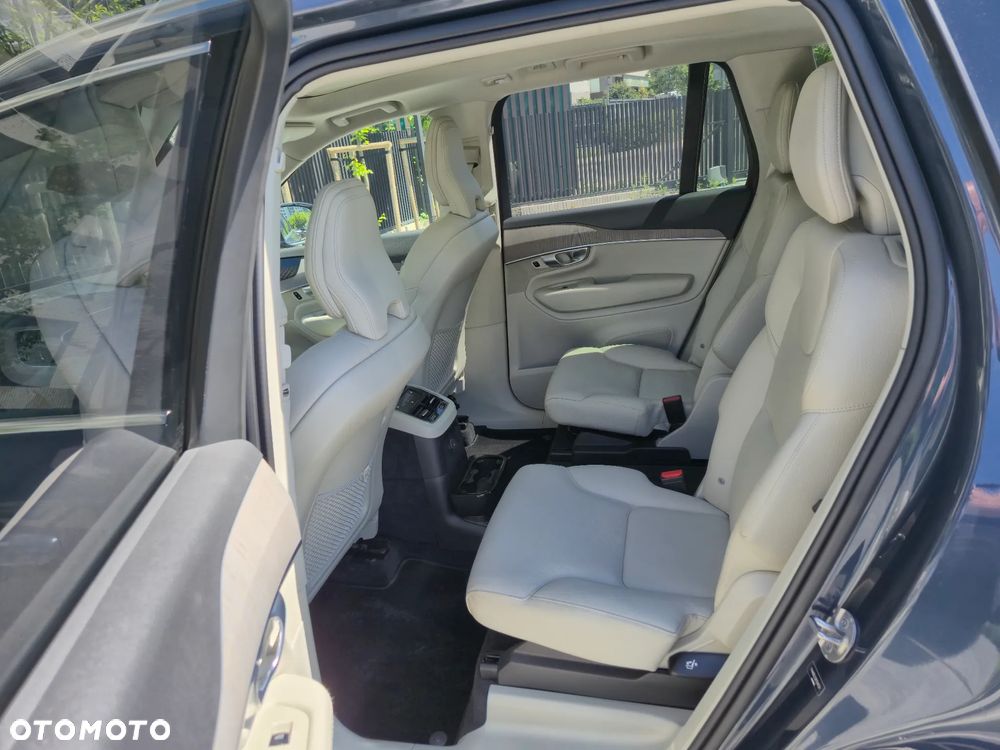 Volvo XC 90 T8 AWD Ultra Bright - 23