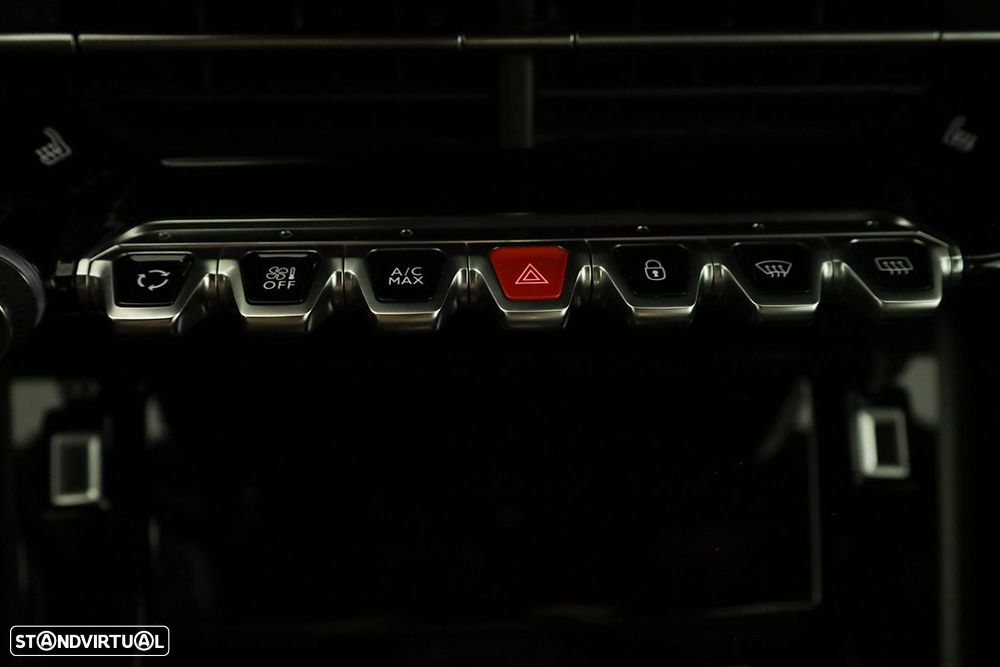 Peugeot 2008 1.2 PureTech GT EAT8 - 12