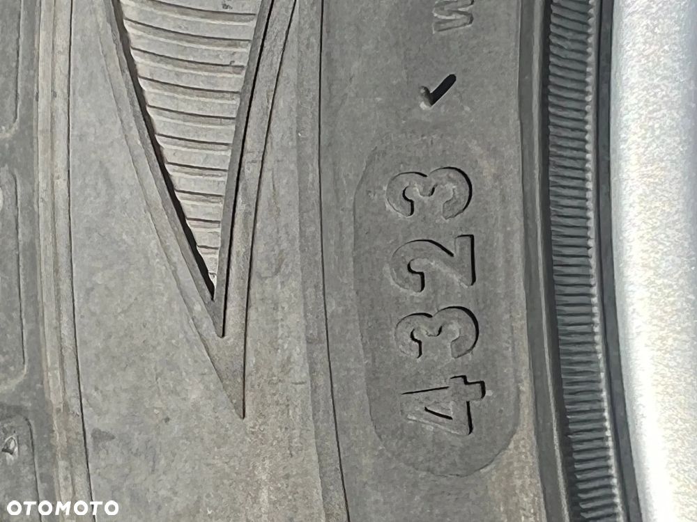 KOŁA FELGI ALUFELGI OPONY VW POLO 215 45 16 2023 rok ŁADNE OPONY 7mm - 8