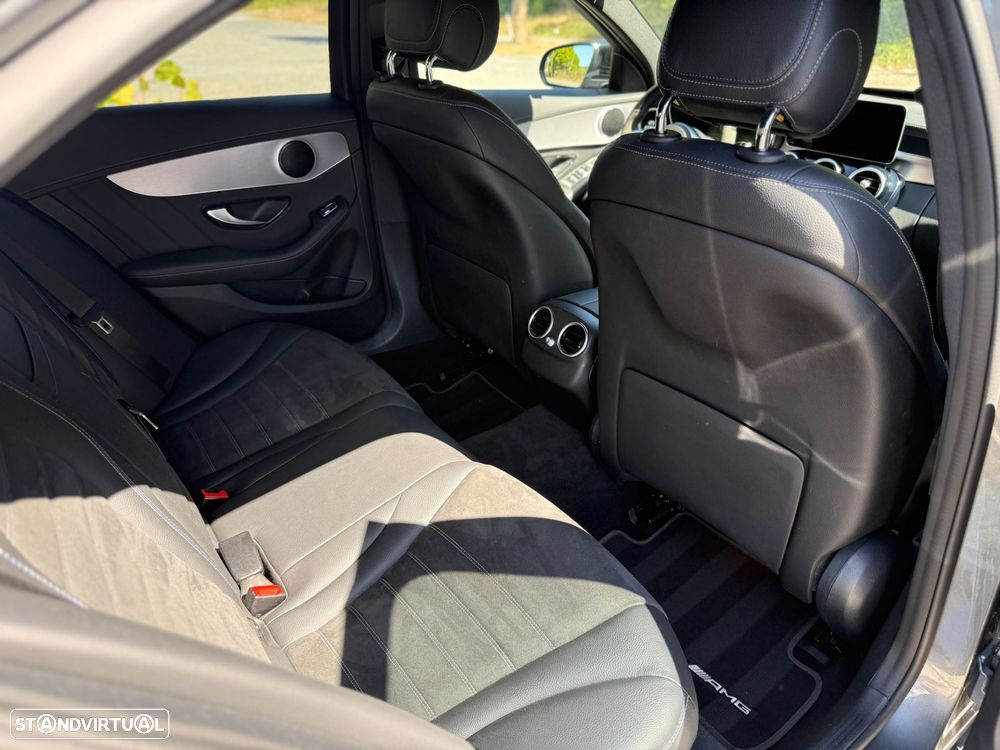 Mercedes-Benz C 300 de AMG Line - 40