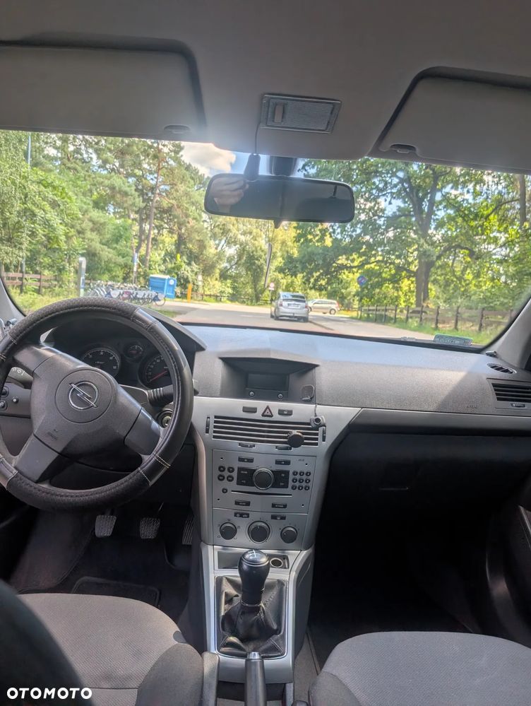 Opel Astra 1.7 CDTI - 10