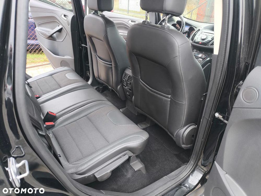 Ford Kuga - 16