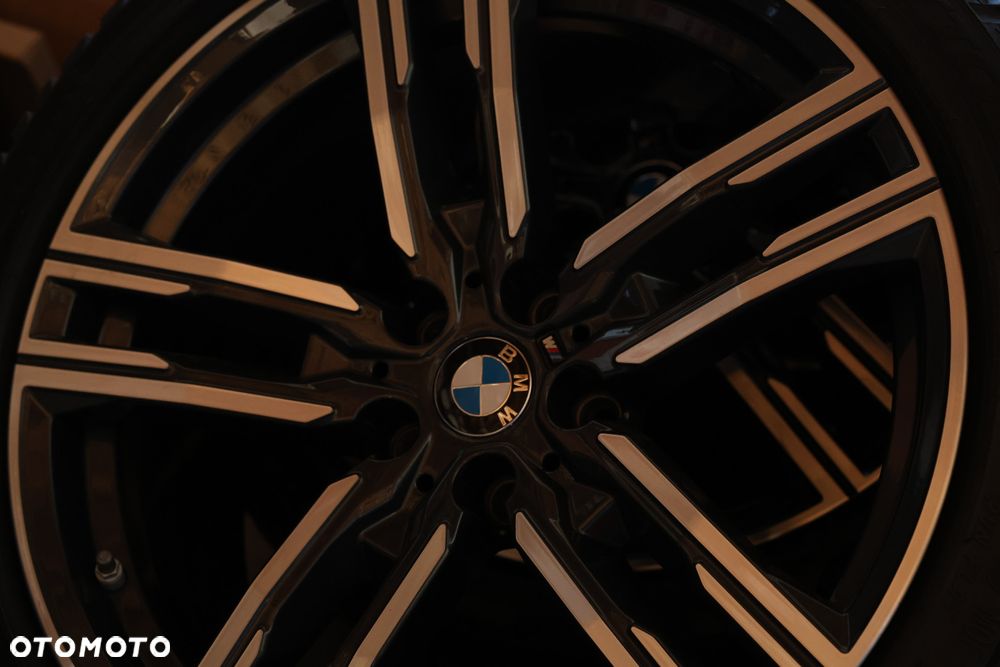 BMW Seria 8 - 37