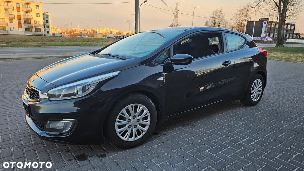 Kia Ceed 1.4 CVVT Dream Team Edition - 34