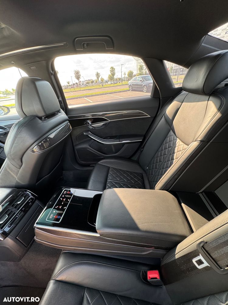 Audi S8 TFSI quattro tiptronic - 13