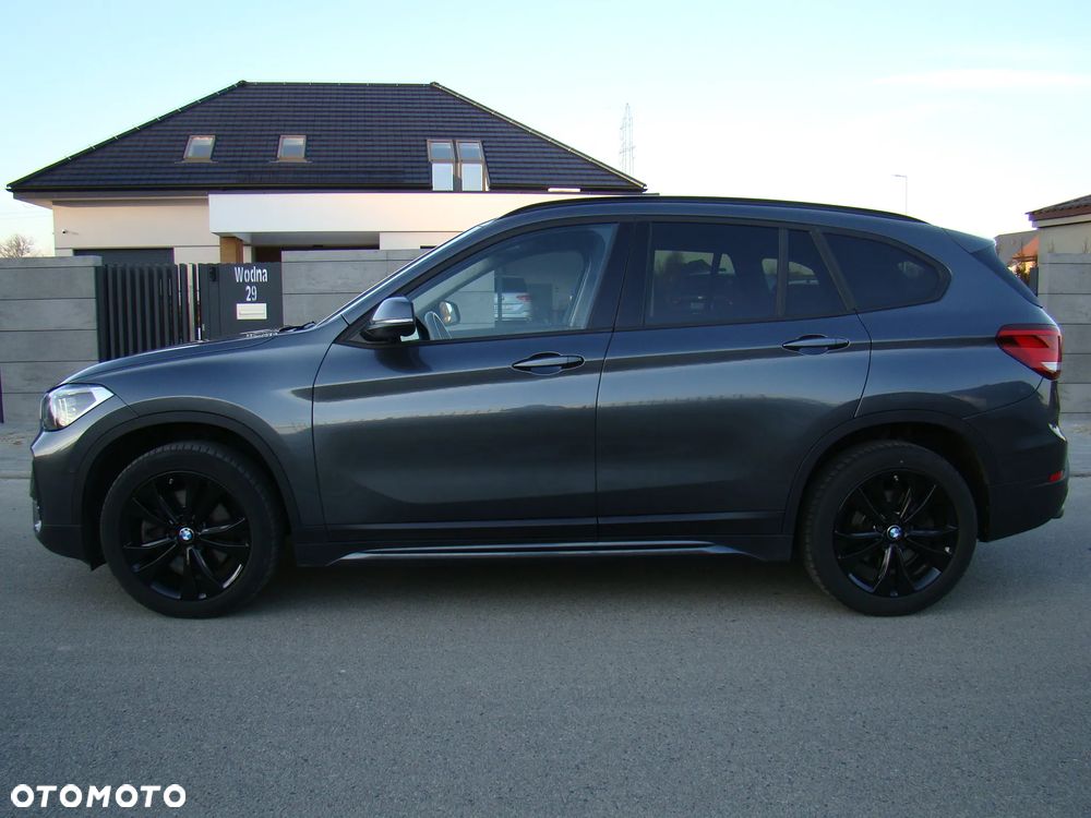 BMW X1 xDrive20d Sport Line - 13